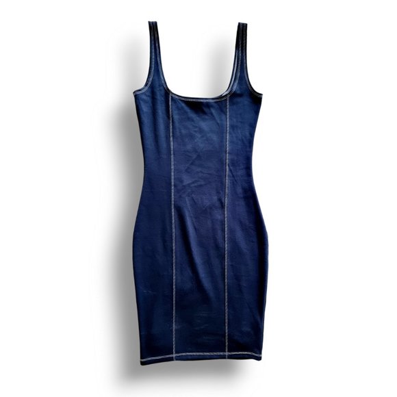 Dresses & Skirts - Blue denim-look, knee-length singlet shirt dress with exposed white stitching